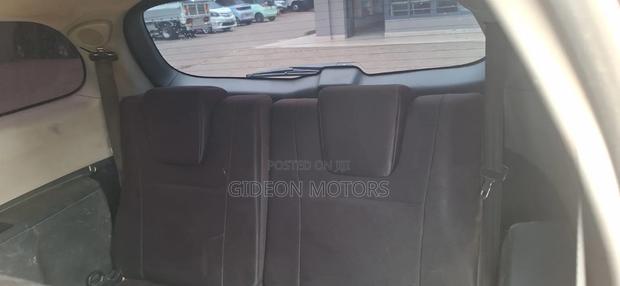 Toyota Wish 2011 Blue