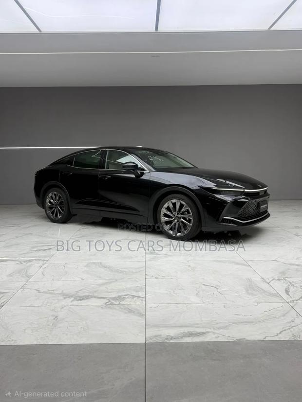 Toyota Crown 2023 Black