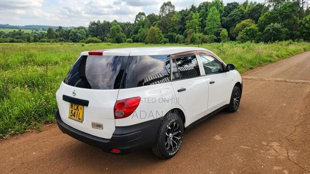 Nissan Advan 2010 White