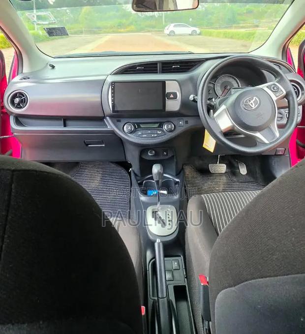 Toyota Vitz 2016
