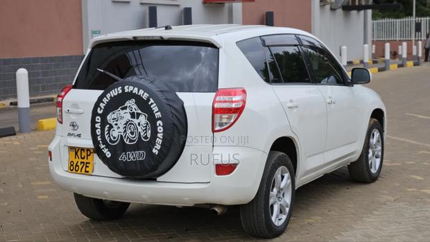Toyota RAV4 2.5 4x4 2010 White