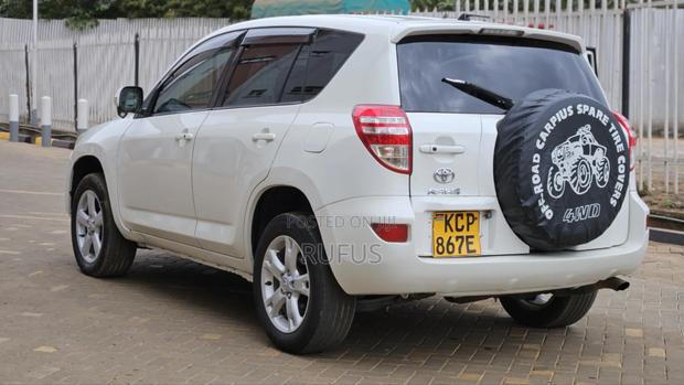 Toyota RAV4 2.5 4x4 2010 White