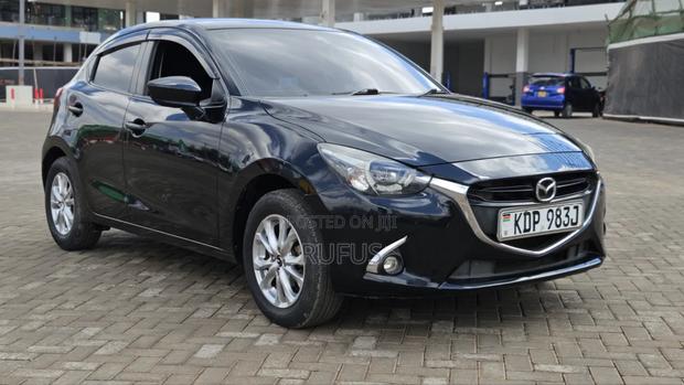Mazda Demio 2016 Black