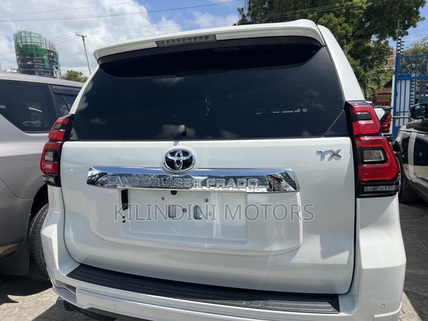 Toyota Land Cruiser Prado 2020
