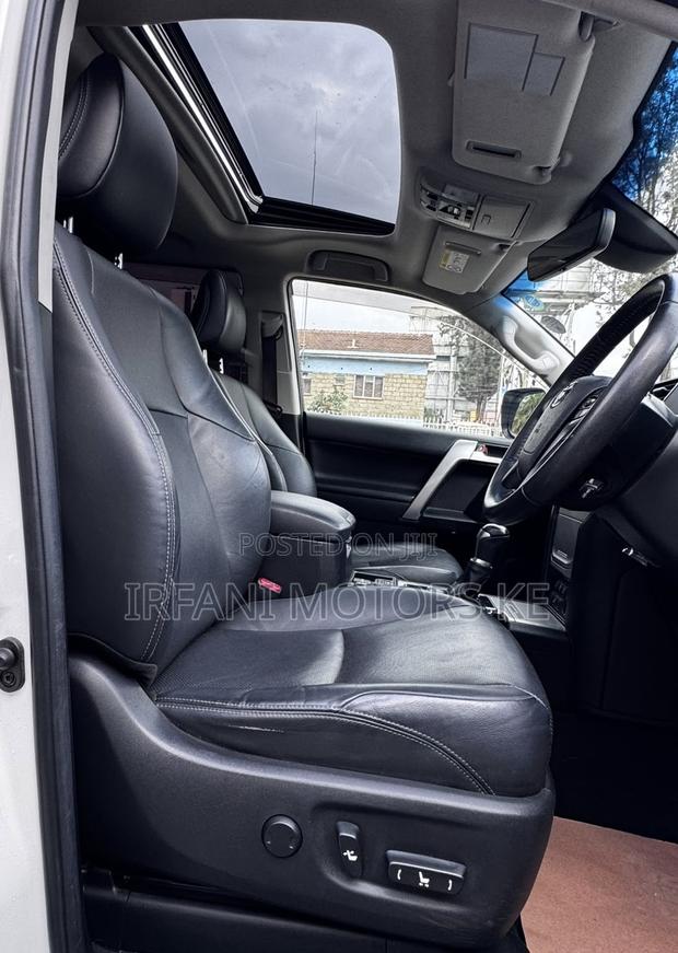 Toyota Land Cruiser Prado 2.8 2019 Pearl