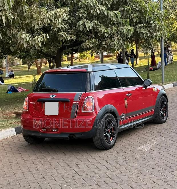 Mini Cooper 2013 Red