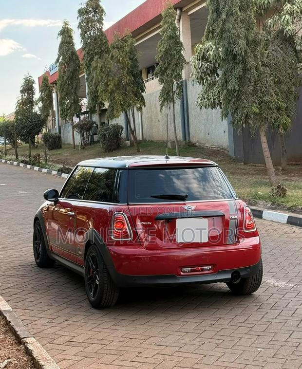 Mini Cooper 2013 Red