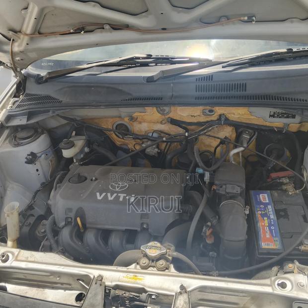 Toyota Probox 2012 Silver