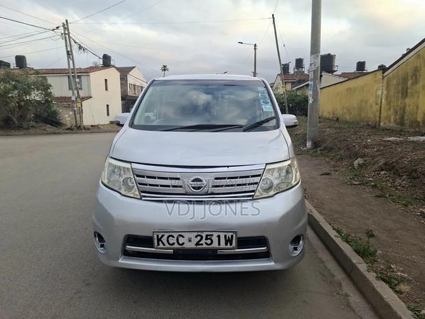 Nissan Serena 2008 Silver