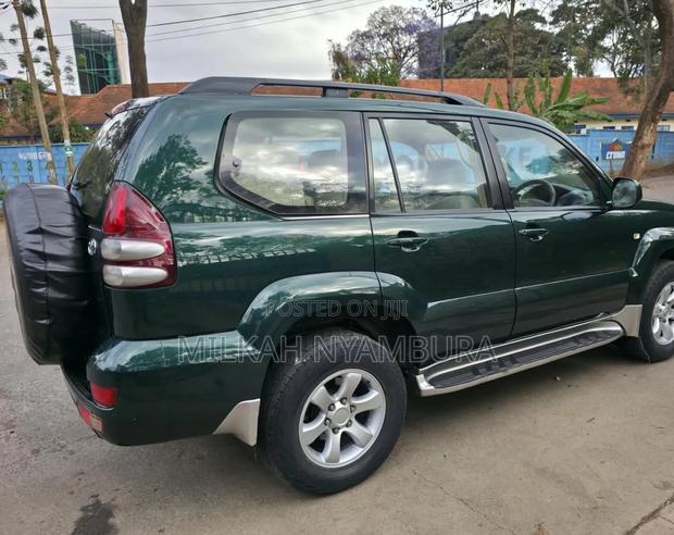 Toyota Land Cruiser Prado 2003 Green