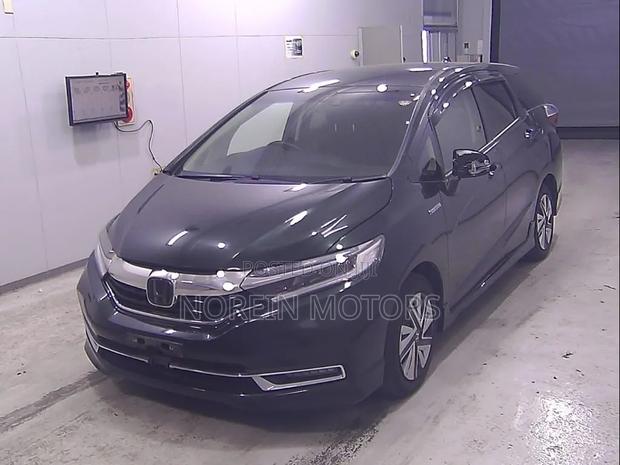 Honda Fit Shuttle 2020 Green