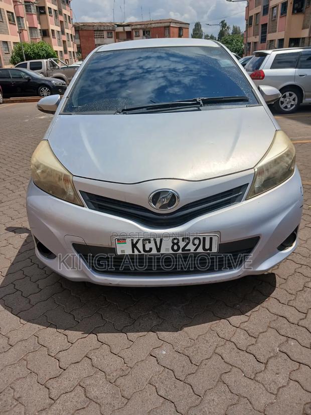 Toyota Vitz 2013 Purple