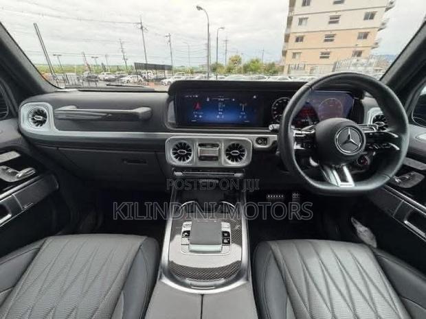 Mercedes-Benz G-Class 2024