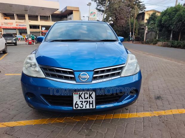 Nissan Tiida 2009 Blue