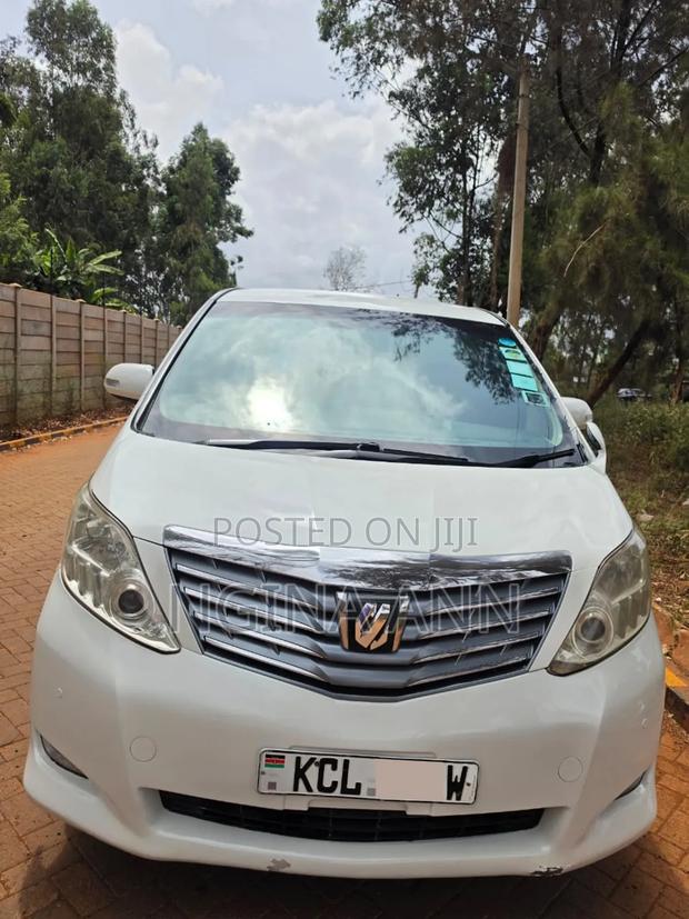 Toyota Alphard 2010 White