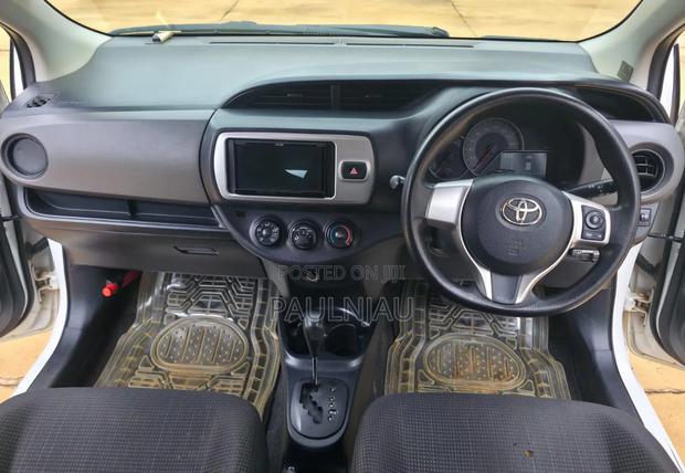 Toyota Vitz 2014 White