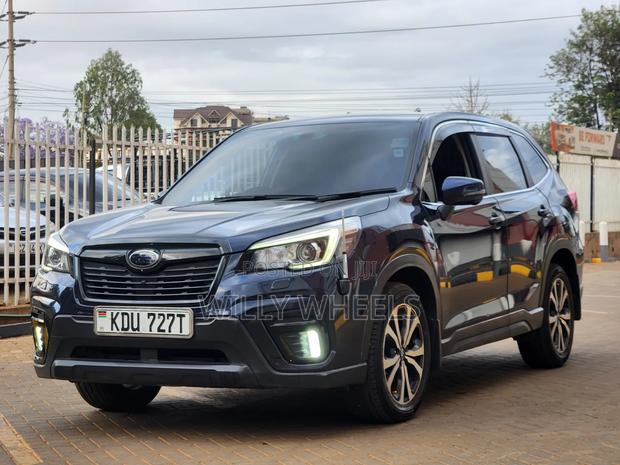 Subaru Forester Touring AWD 2019 Blue