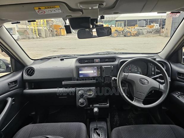 Toyota Probox 1.5 Hybrid DX 2019 Burgundy