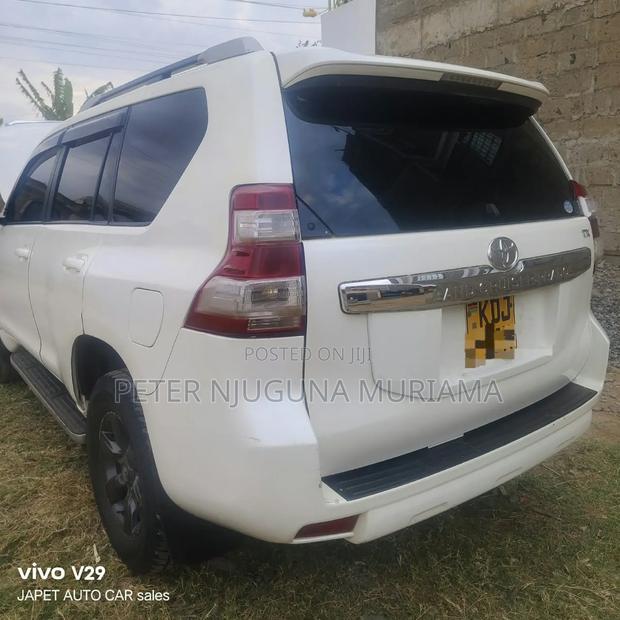 Toyota Land Cruiser 2015 White