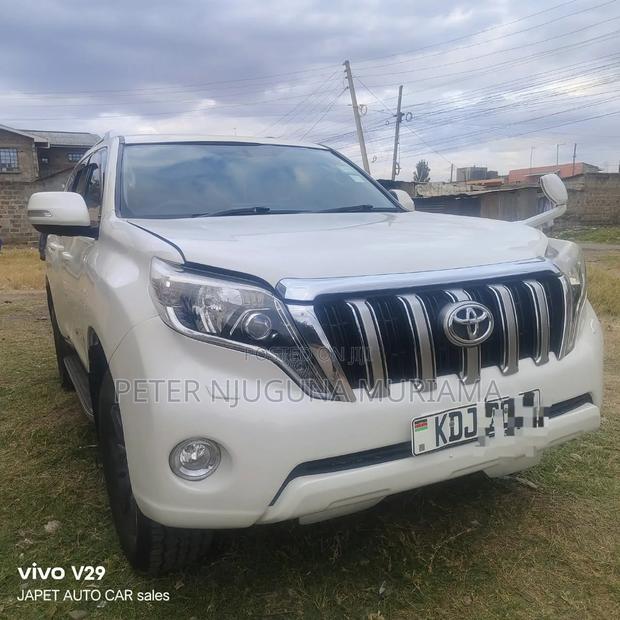 Toyota Land Cruiser 2015 White
