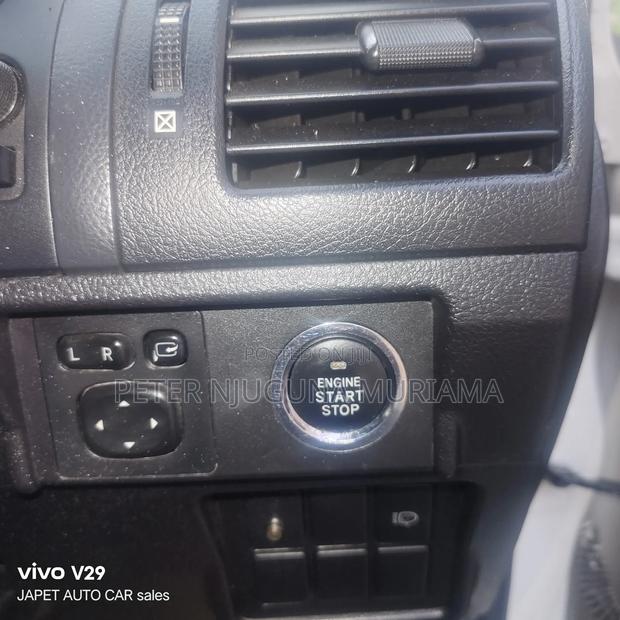 Toyota Land Cruiser 2015 White