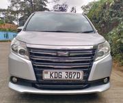 Toyota Noah 2015 Silver for sale