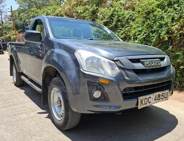 Isuzu D-MAX 2021 Gray