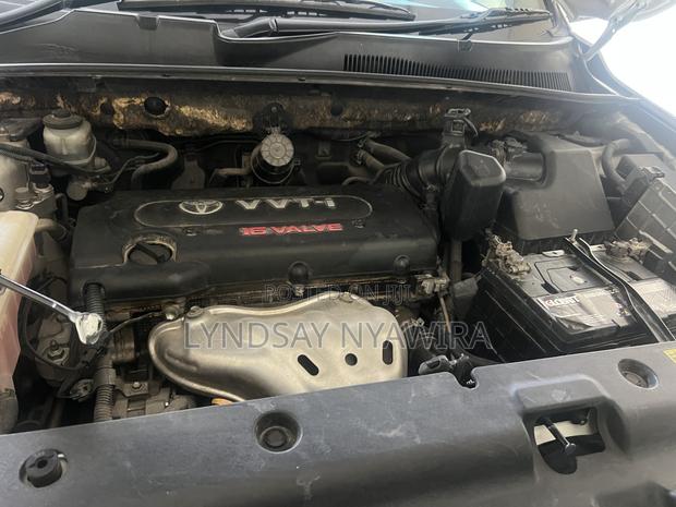 Toyota RAV4 2011 White