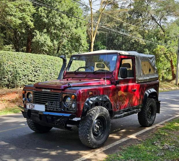 Land Rover Defender 2002 Maroon