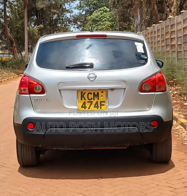 Nissan Dualis 2011 Silver