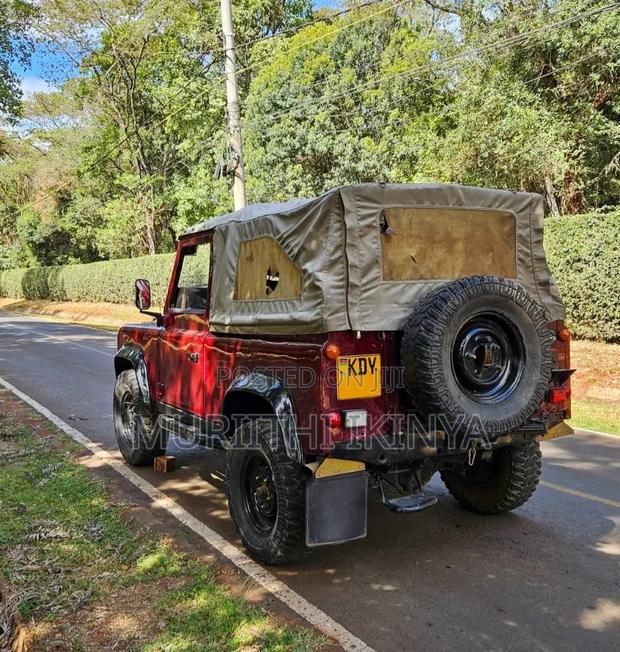 Land Rover Defender 2002 Maroon
