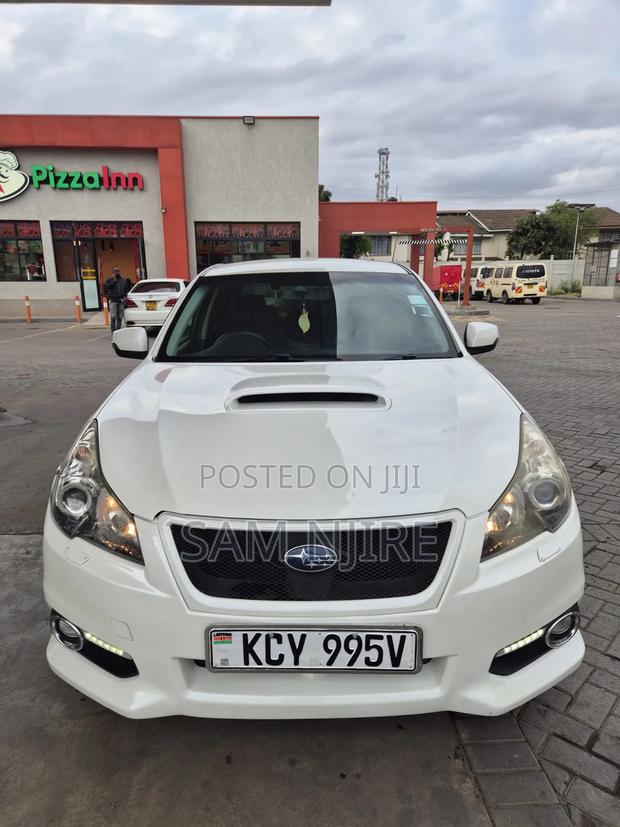 Subaru Legacy 2013 White