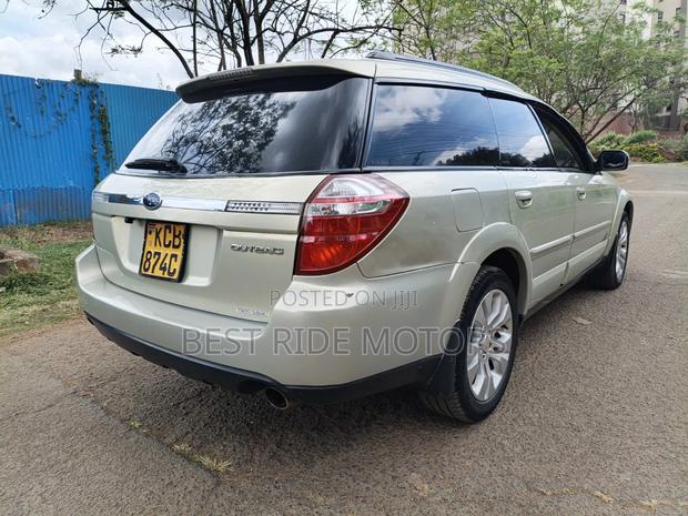 Subaru Outback 2007 Silver
