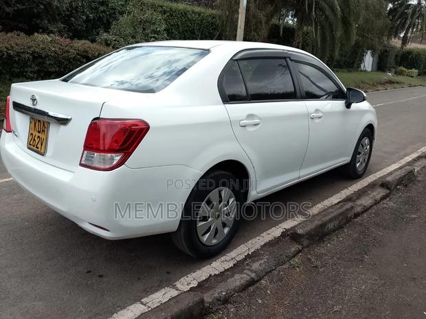 Toyota Axio 1.5 X 2WD 2013 White