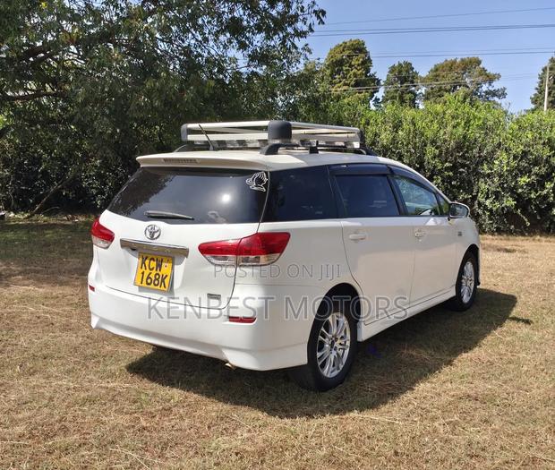 Toyota Wish 2013 Pearl