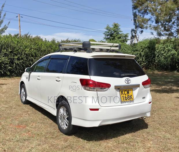 Toyota Wish 2013 Pearl
