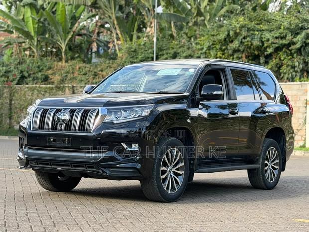 Toyota Land Cruiser Prado 2.8 2021 Black