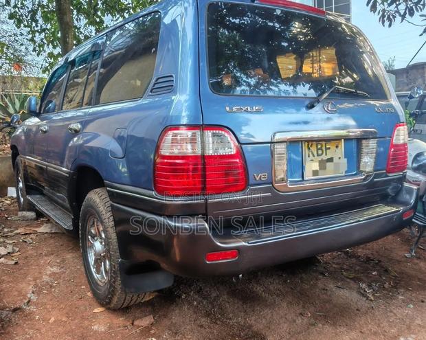 Lexus LX 470 AWD 2003 Blue