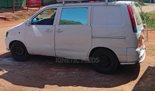 Toyota TownAce 2007 White