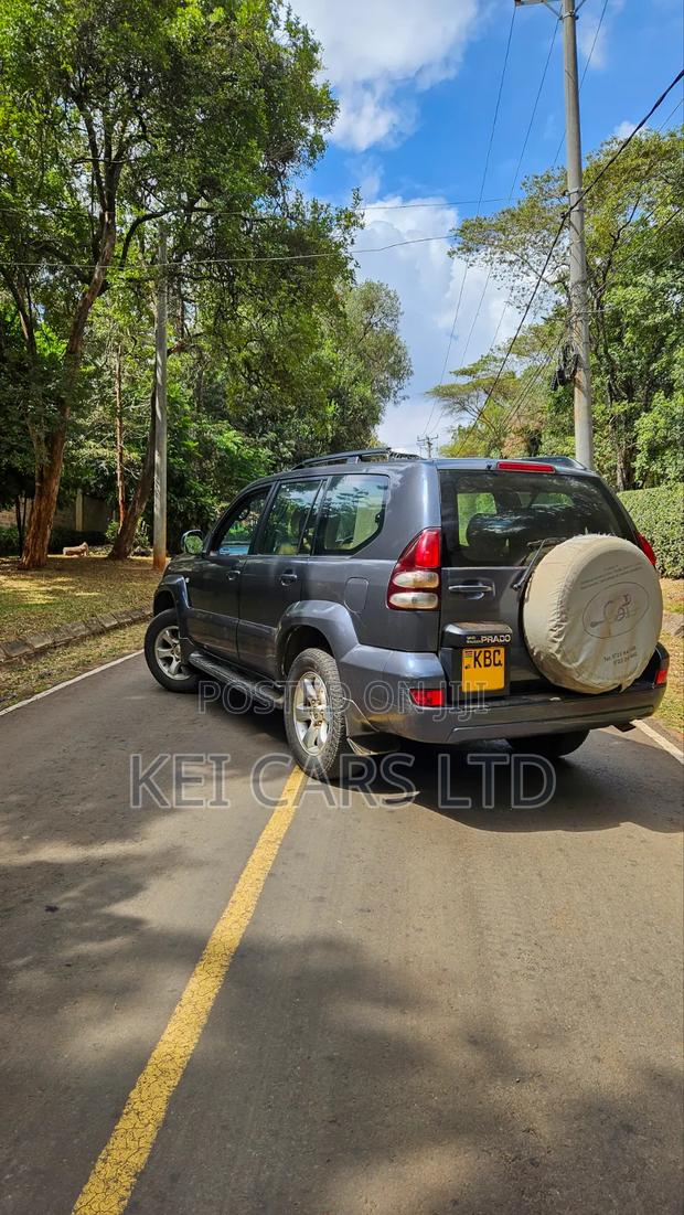 Toyota Land Cruiser Prado 2008 Gray