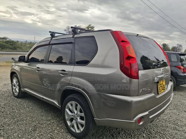 Nissan X-Trail 2009 Gold