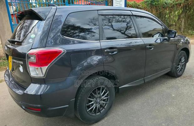 Subaru Forester 2017 Gray