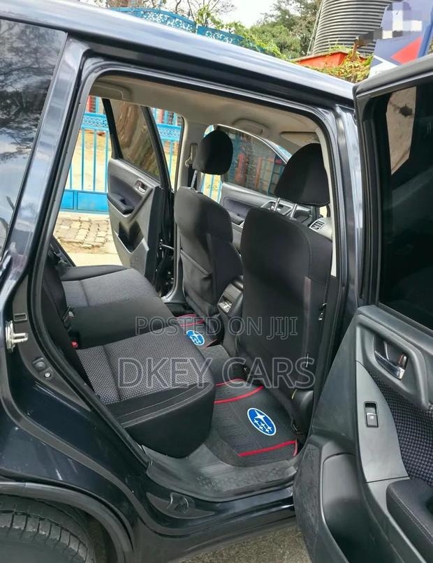 Subaru Forester 2017 Gray