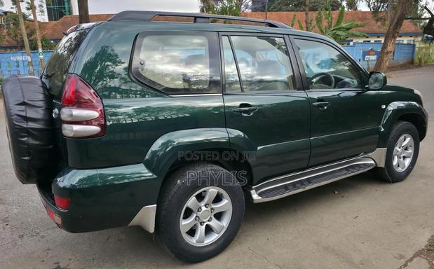 Toyota Land Cruiser 2003 Black
