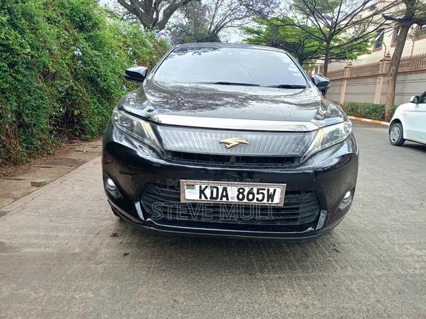 Toyota Harrier 2.0 2015 Matt Black