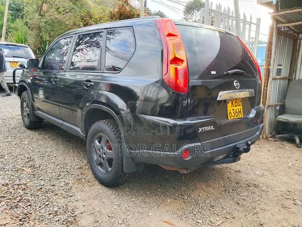 Nissan X-Trail 2.0 2007 Black