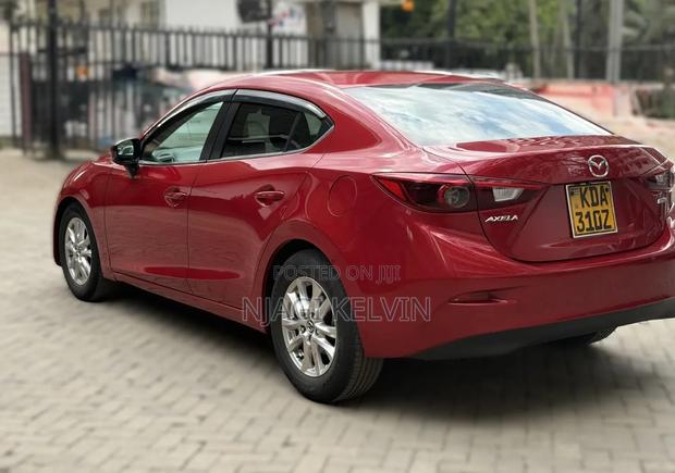 Mazda Axela SV Premium 2014 Red