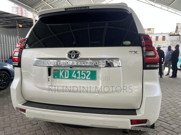 Toyota Land Cruiser Prado 2021 Beige