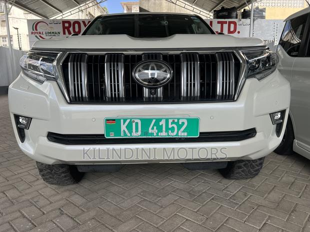 Toyota Land Cruiser Prado 2021 Beige