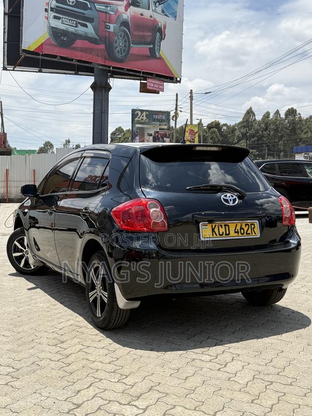 Toyota Auris 2008 Black